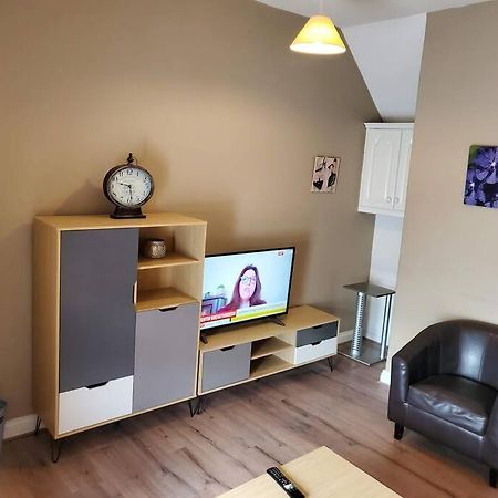Apt. 2 - Town Centre Apartment Bagenalstown Kültér fotó